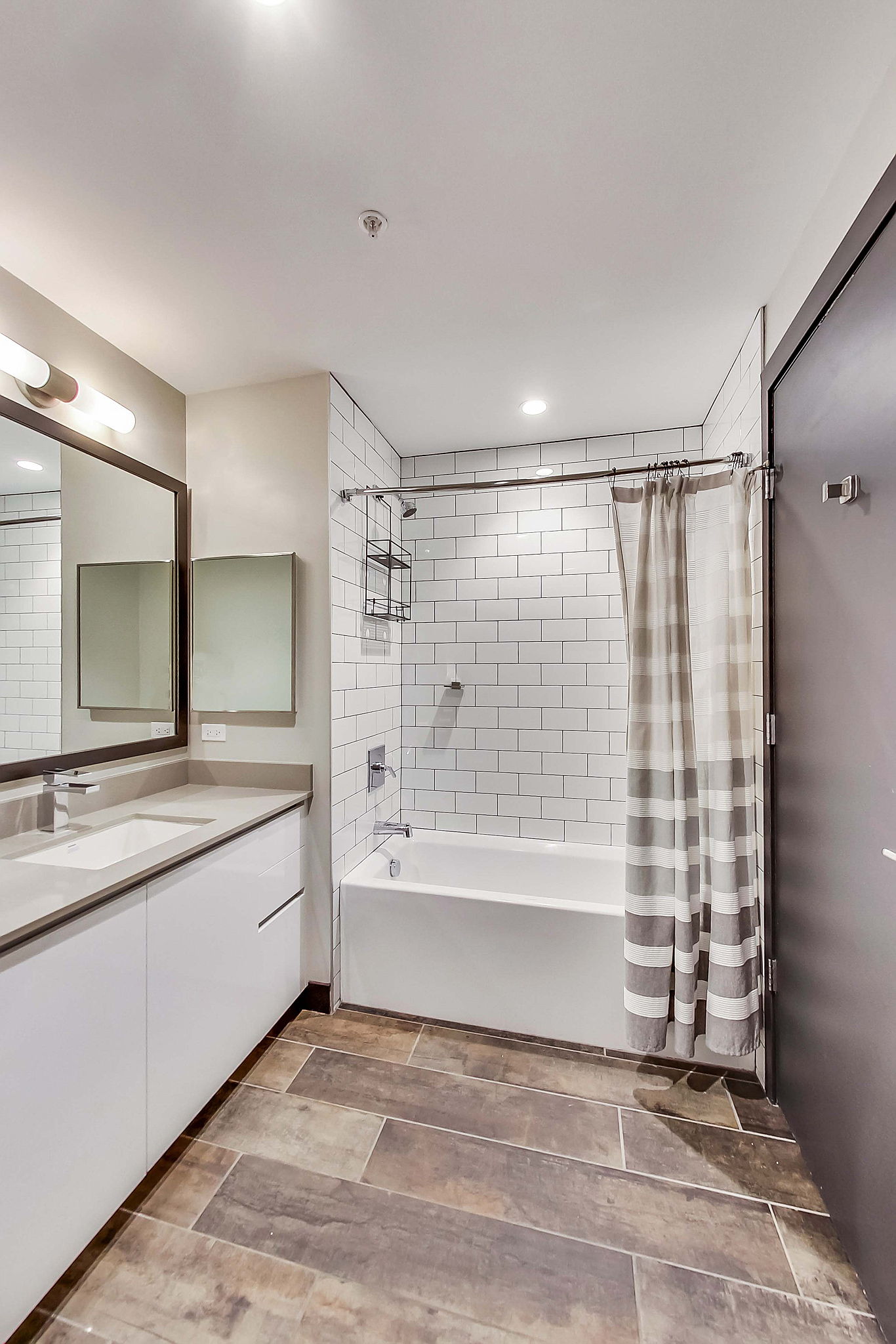 Common Aberdeen In Fulton Market Chicago Apartments